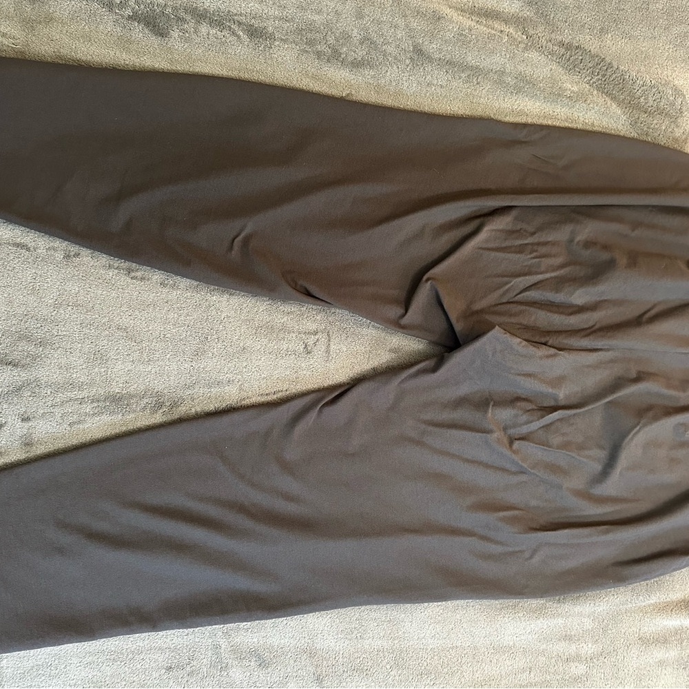 Eileen Fisher olive green tapered leg pants